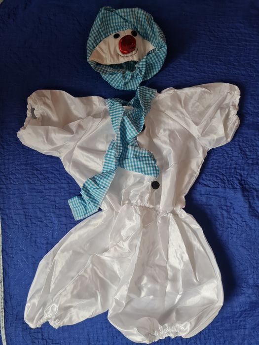 Продам Новогодние костюмы