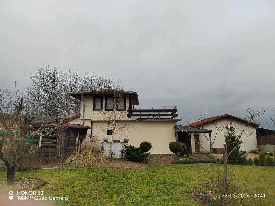 Къща за продажба близо до Варна