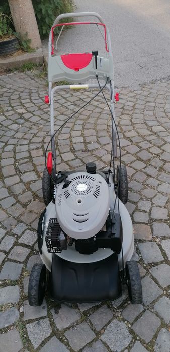 Самоходна косачка