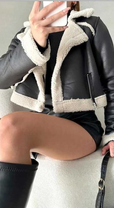 Късо дамско палто