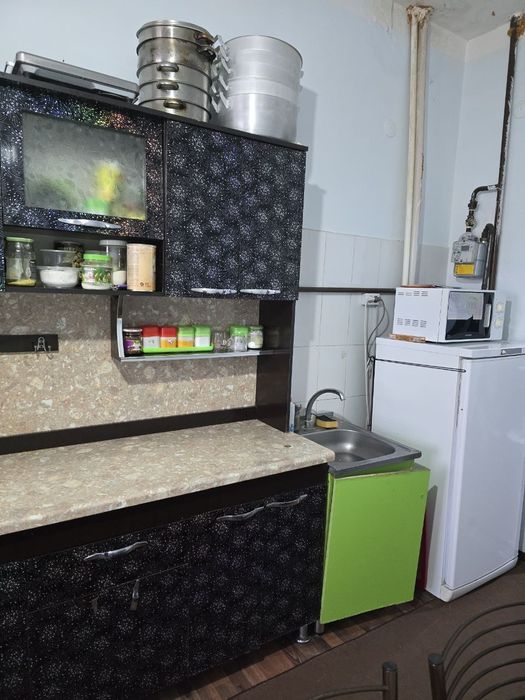 Квартира Орзу бозорни олдида