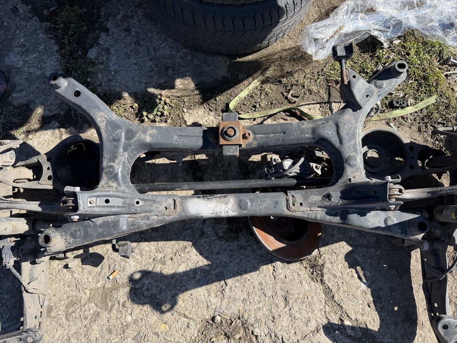 Punte spate Toyota CHR