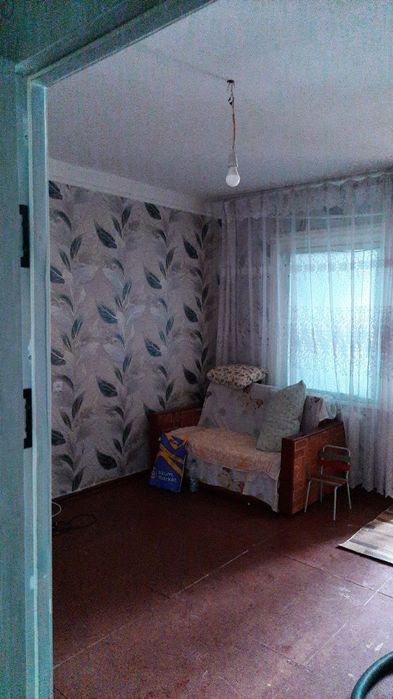 1- xonali kvartera sotiladi