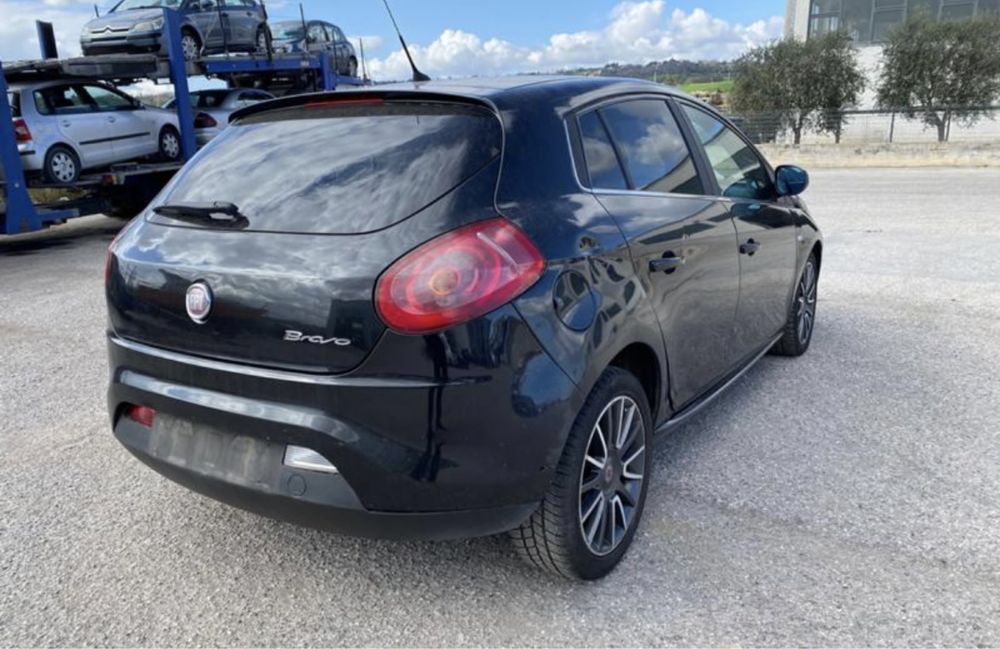 Fiat bravo 1.6Jtd на части