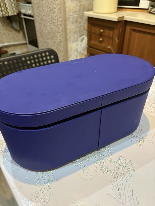 стайлер Dyson (оригинал), б/у.