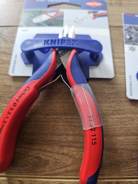 Set clesti de precizie KNIPEX de 115 mm