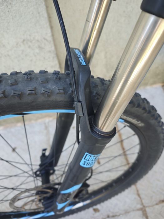 Vând bicicleta electrica Focus Jam2 cu motor Shimano