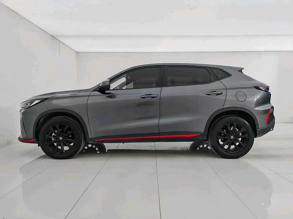 Чанган х5 плюс  Changan X5 Plus