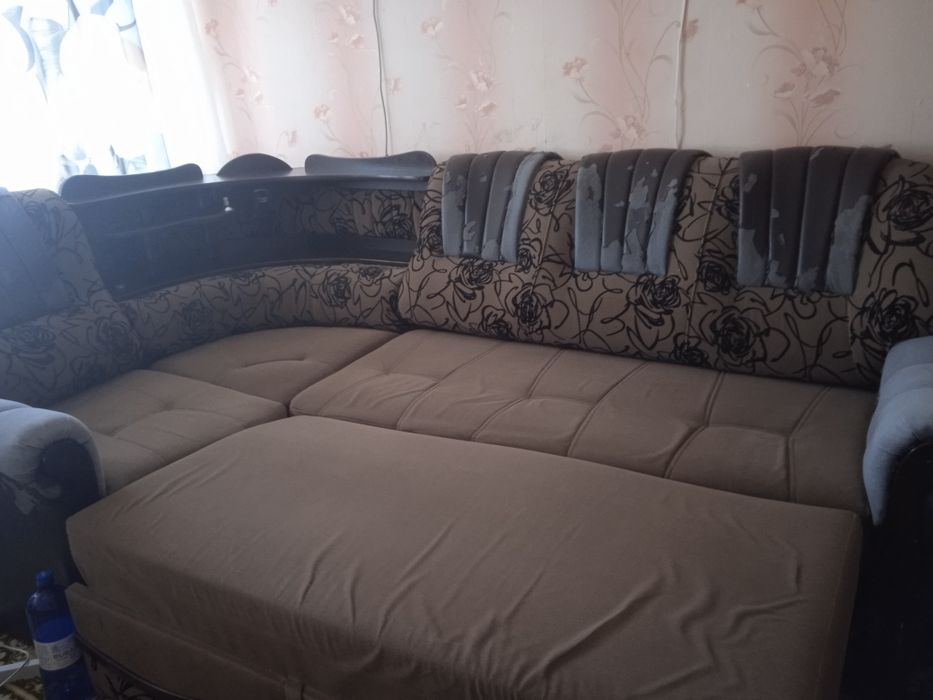 Продам диван с креслом