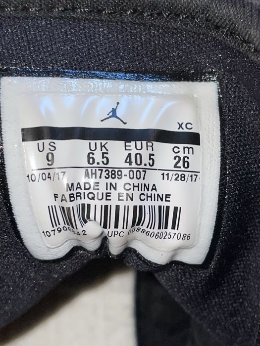 nike jordan 1 dip toe mid high (yeezy amiri rick owens puma adidas)