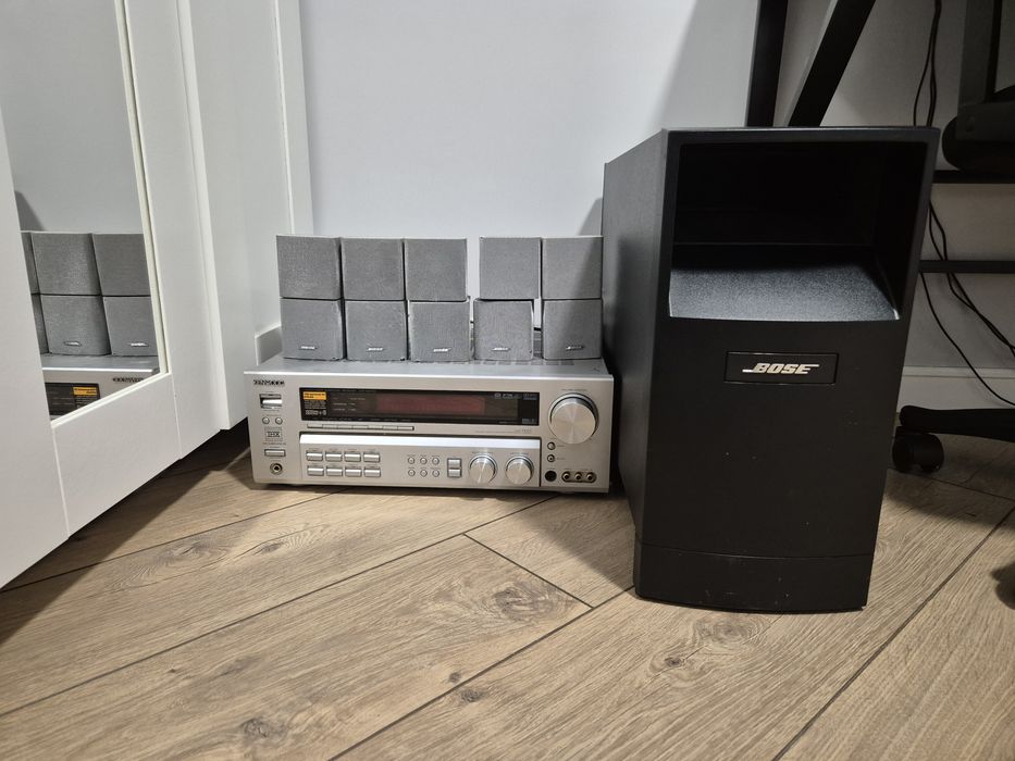 Vând boxe bose acoustimass lll