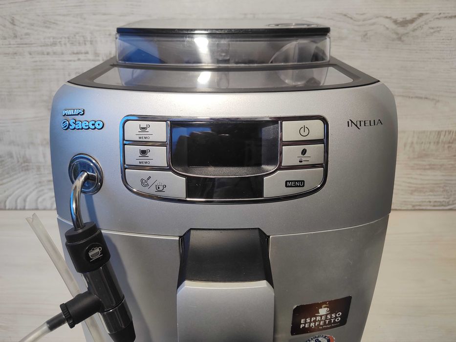 ГАРАНЦИЯ ! Saeco Intelia / Кафеавтомат - робот / Капучинатор