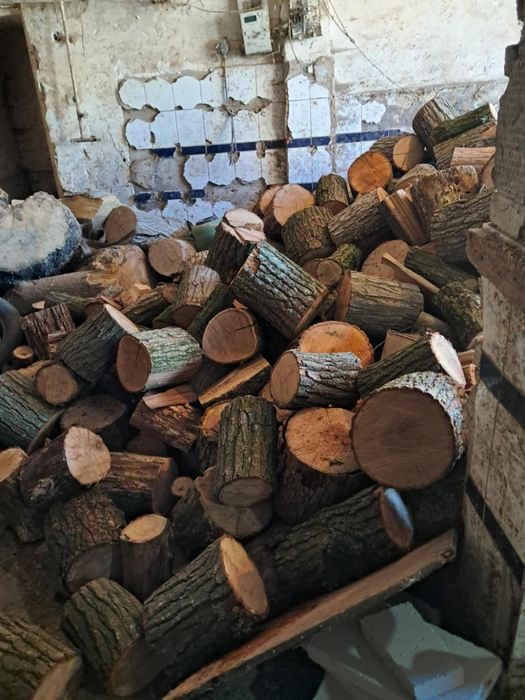 oferta lichidare de stoc lemne de foc taiate la orice dimensiune