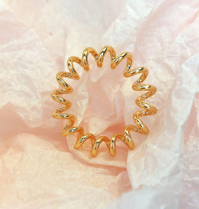 Оригинальное золотое кольцо