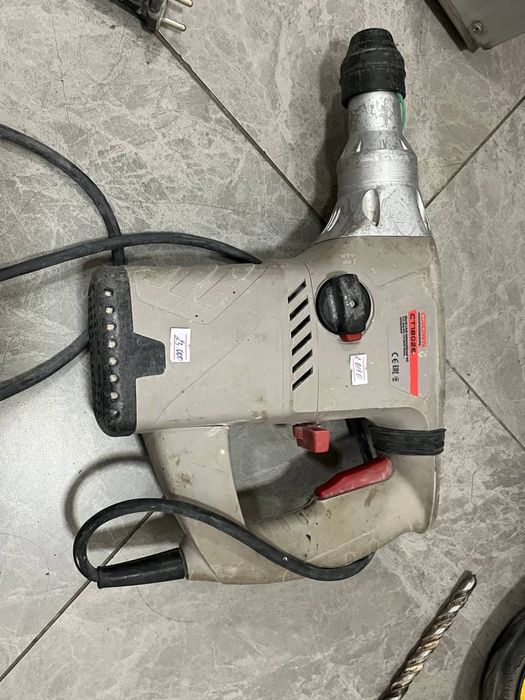 Перфоратор Crown