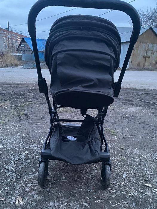 Продам коляску прогулочную