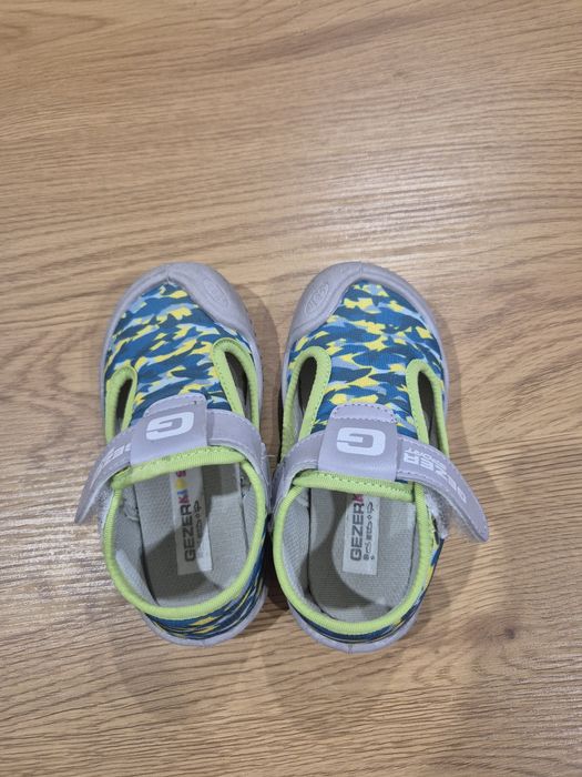 Два чифта пантофи 23/24