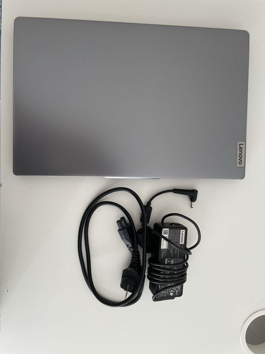 IdeaPad Slim 3 rysen 5 amd