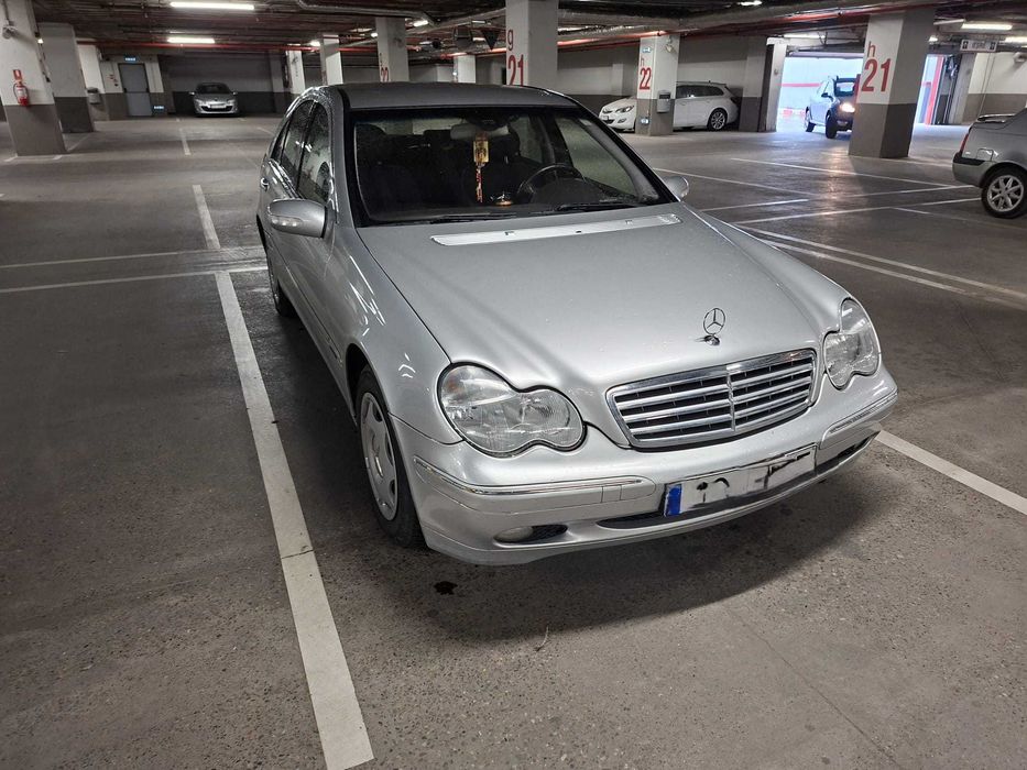Mercedes-Benz C200 Kompressor  – Automat – 160 CP