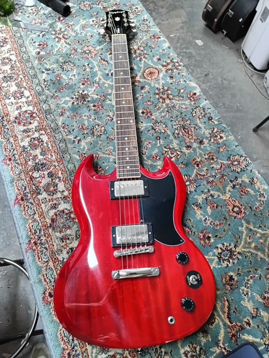 Epiphone SG tribute Cherry red