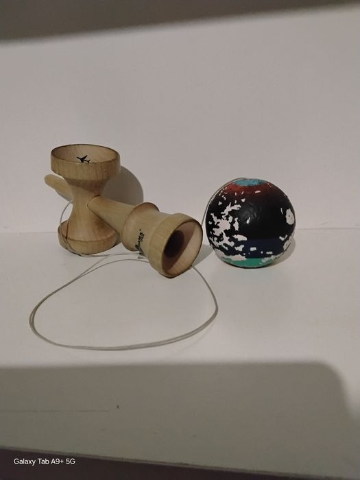 Kendama USA pro model Make Waves