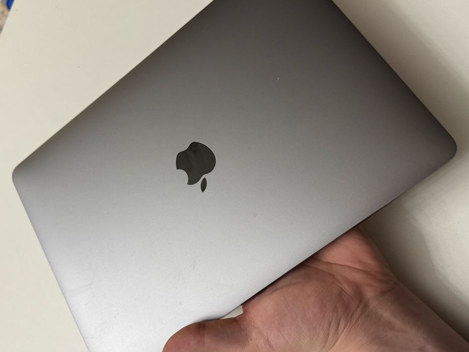 Macbook Pro m2 92% 8/256