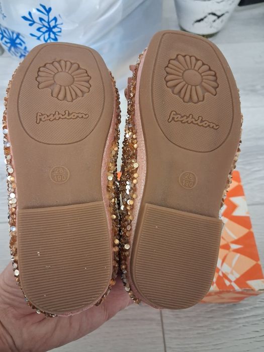 Туфли детские. Маломерка 28 размер