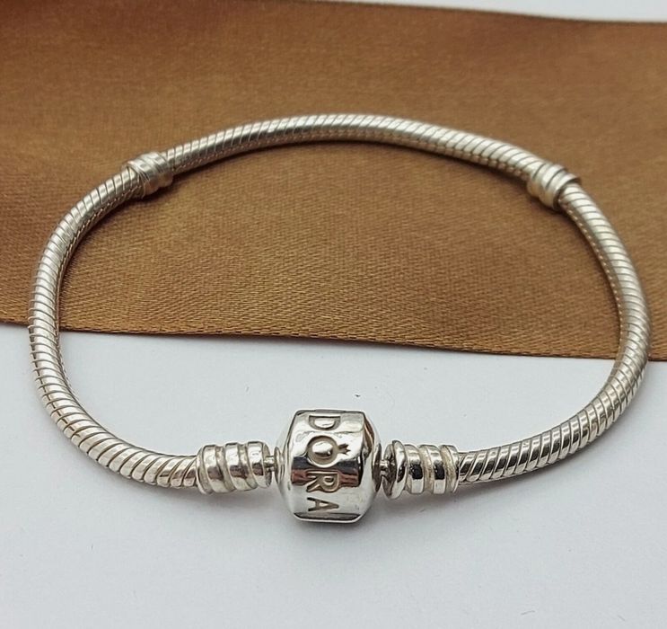 Brățara Nouă Pandora Moments Silver S925 Ale