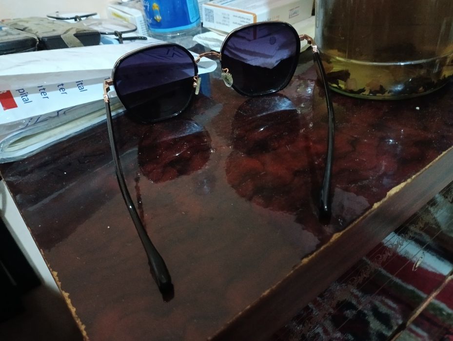 Женский очки почти янги оригинал