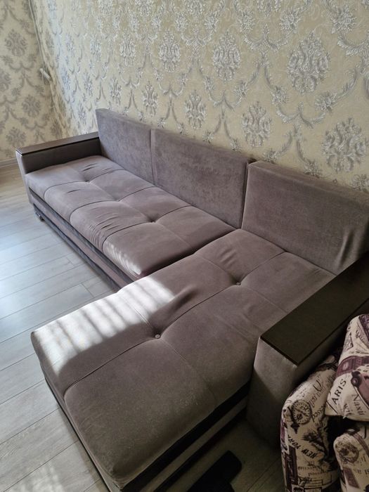 Продам диван б/у