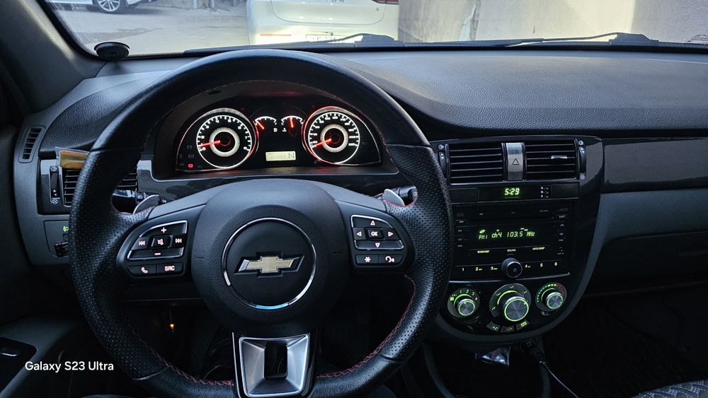 Lasseti 2012 yil 1.6