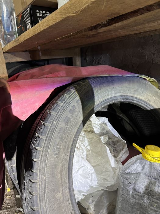 Резина летняя  Toyota Rav4