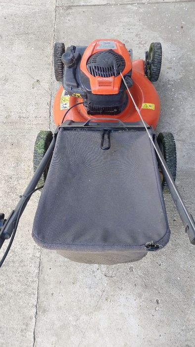 Masina tuns gazon Husqvarna LC 153