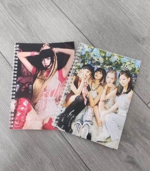 Продам бокс с Black Pink