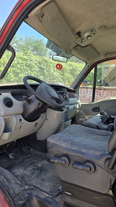 Renalut Master 2008 3.0 dci 150 cp