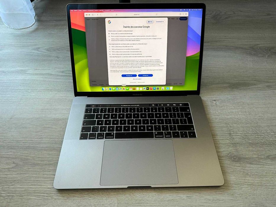 MacBook Pro 15" 2019 | i7 2.6GHz | 16GB RAM | 256GB SSD | Touch Bar