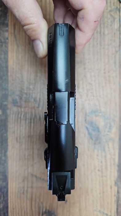 Vând pistol airsoft ASG CZ P-07 Duty CO₂, calibru 6 mm BB.