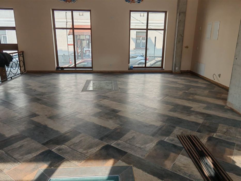 Amenajări interioare și exterioare