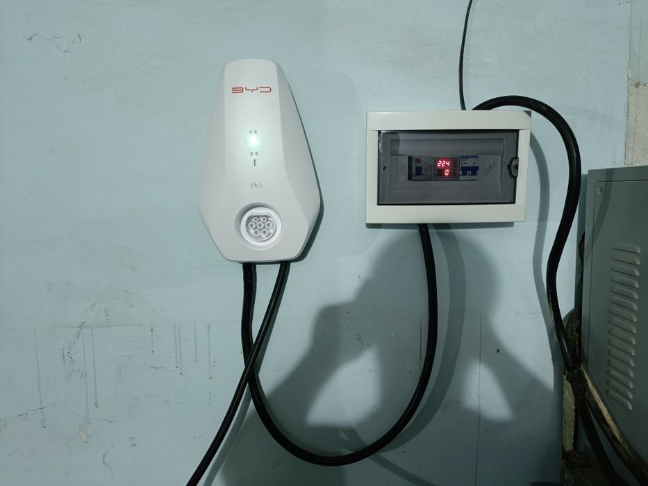 Установка зарядное станция для BYD