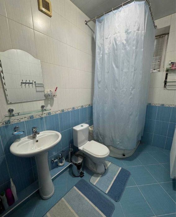 Чехова бон кафе 4/4/8 новостройка срочно