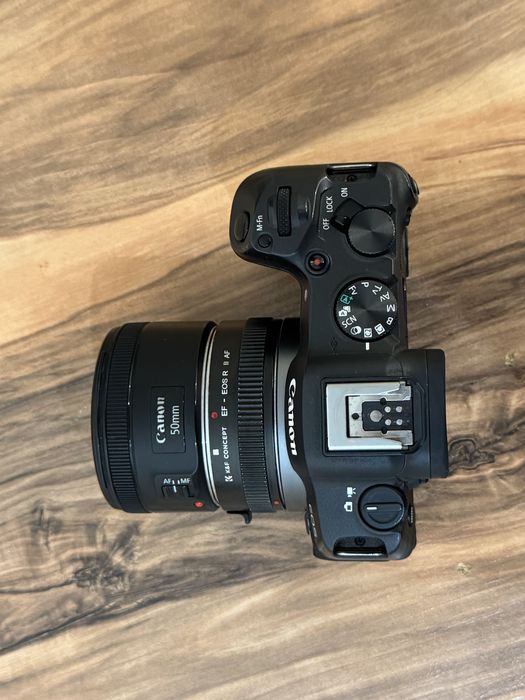 Canon r8 только body