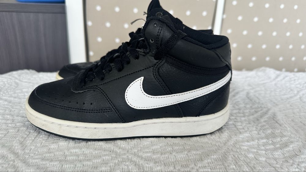 Nike Court Vision