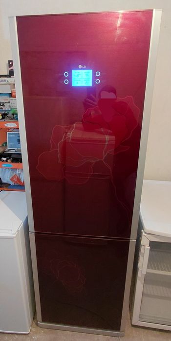 Продам 2х камерный холодильник