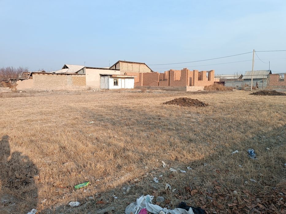 Fargona Quvasoy yo'lida Chekda 17.5 sotik tugallanmagan uchastka sroch