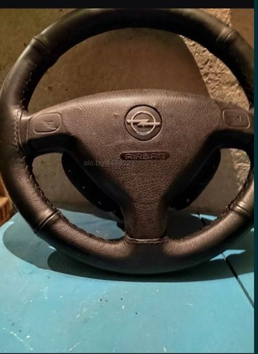 Продава се Волан за Opel Zafira A 2004