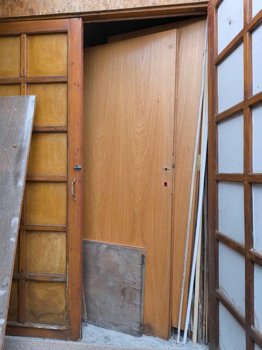 Интериорни врати