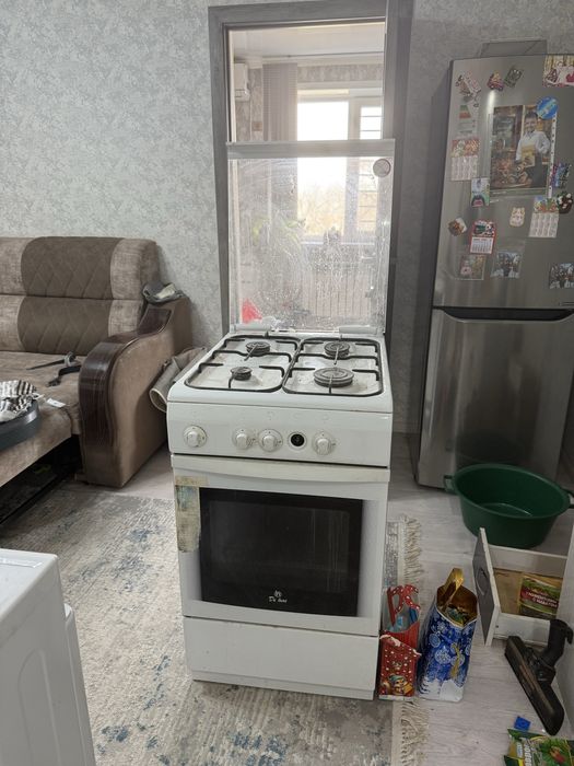 Газовая плита 4 камфорки