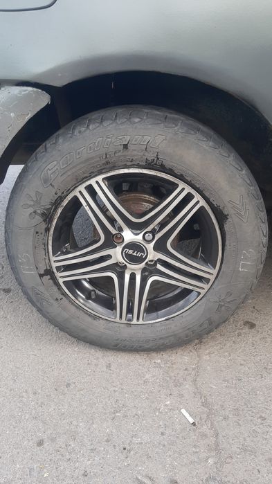 Продам машину мицубиси срочно