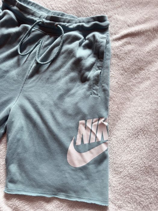Pantaloni scurti Nike pentru barbati