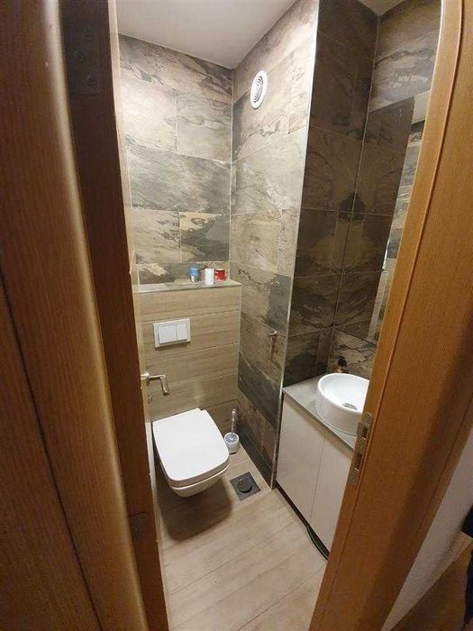 Дава се под наем Двустаен апартамент в Бургас, Славейков - 54 кв.м за 204 € - Снимка #2